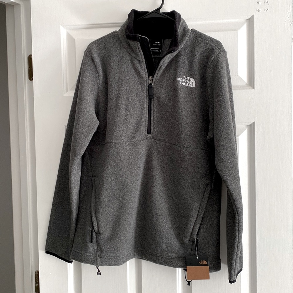 Women’s North Face Campbell pullover jacket NWT